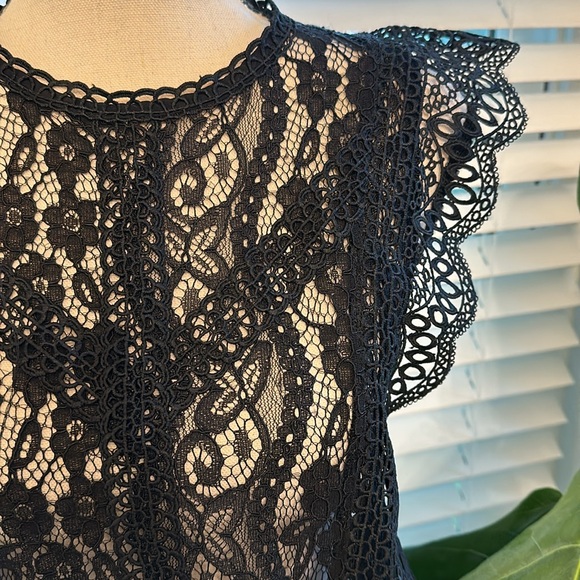 Zara Lace Top - Picture 2 of 6